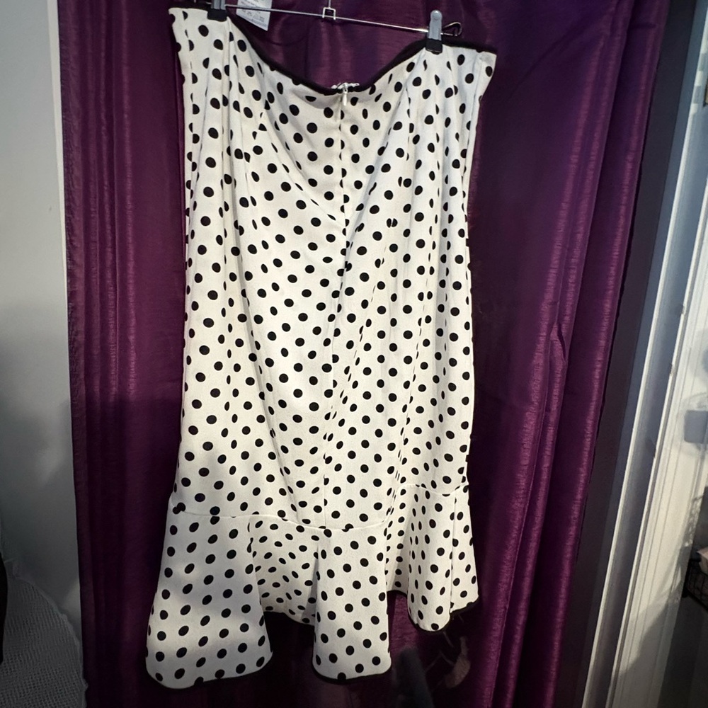 Elegant Black and White Polka Dot Skirt by SHEIN